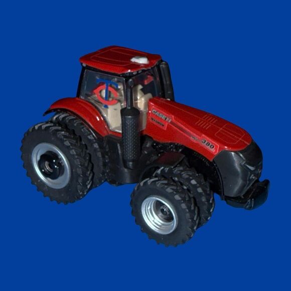 MN Twins ERTL Case IH AFS Connect Magnum 310 Front & Rear Duals Tractor 1:64 A2 - Picture 11 of 11